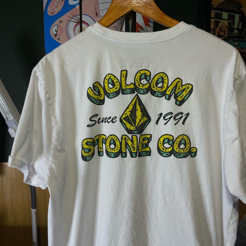 Volcom White and Yellow Graphic Tee - Picture 4 of 7
